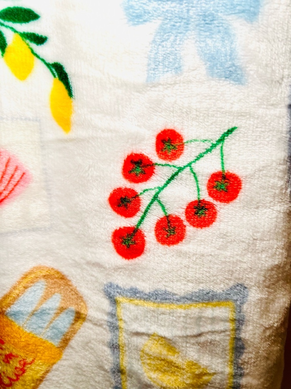 Coastal Summer Plush Throw Blanket Lobster Sardines Tomato Lemons Cocktails Bows - Picture 5 of 14